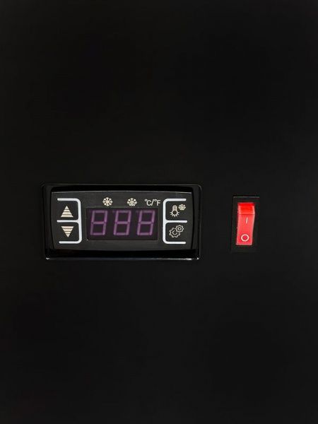 Витрина холодильная Hurakan HKN-UPD68B